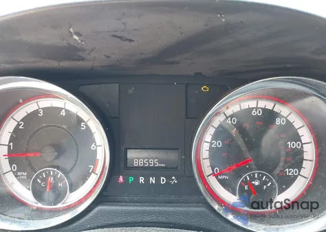 2018 Dodge Grand Caravan Sxt z USA, uszkodzony, nr VIN 2C4RDGCG4JR239295